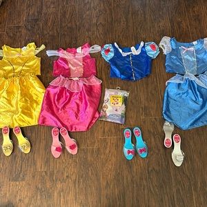 Disney Princess Dress up Costumes! Frozen Rain Poncho